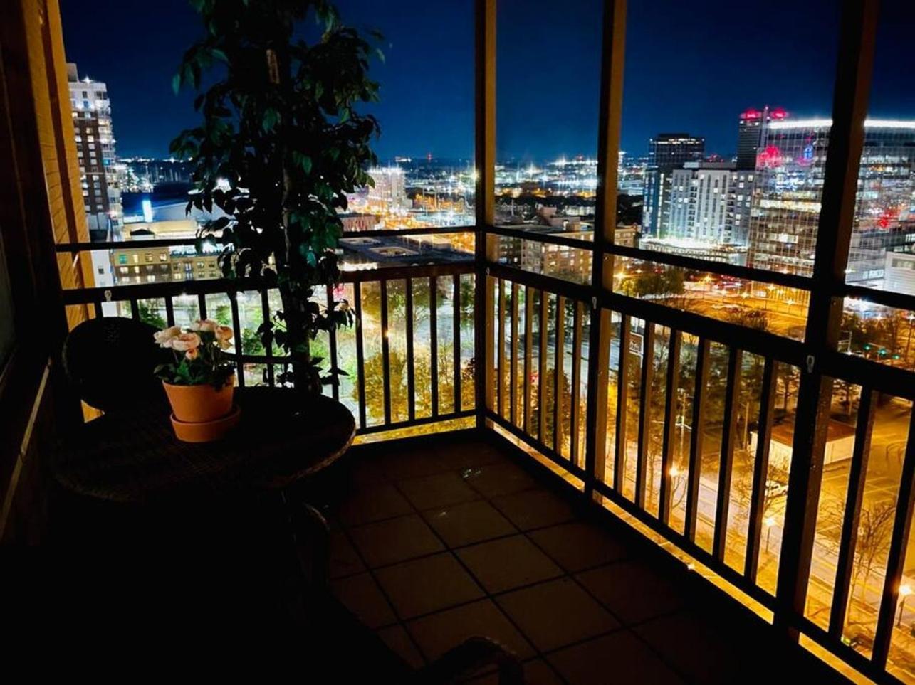 Stayatl High Rise Condo Downtown Atl With Views 애틀랜타 외부 사진